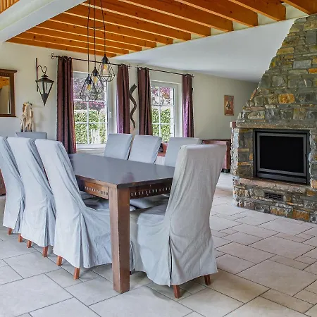 Spacious With Private Garden Near Lake In *