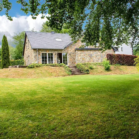 Spacious With Private Garden Near Lake In Waimes