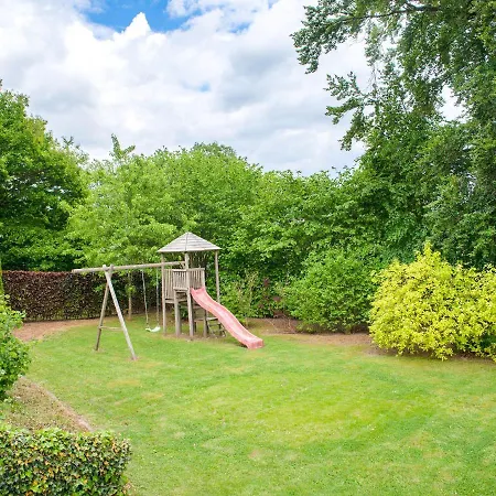 Spacious With Private Garden Near Lake In Hébergement de vacances Waimes